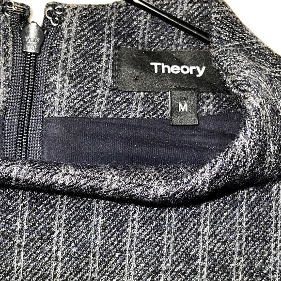 NWOT THEORY Melbourne Gracila Navy Pinstriped Wool Blend 3/4 Sleeve Top Size M - Picture 8 of 8